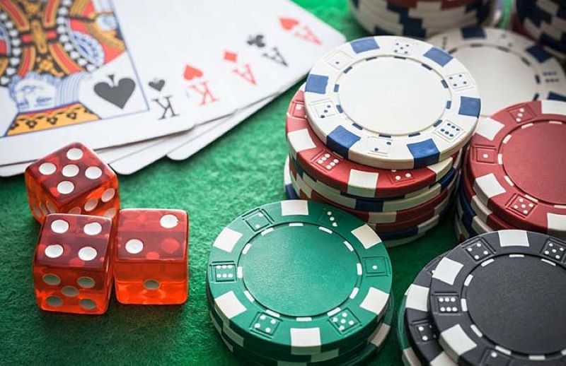 Chiến Thuật Chơi Game Bài Xì Tố "Bất Bại" Từ Chuyên Gia