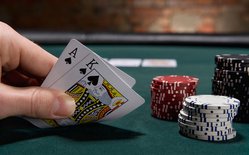 Vì Sao Anh Em Bet Thủ Nên Chọn Trang Chủ Jun88 Để Chinh Phục Poker?